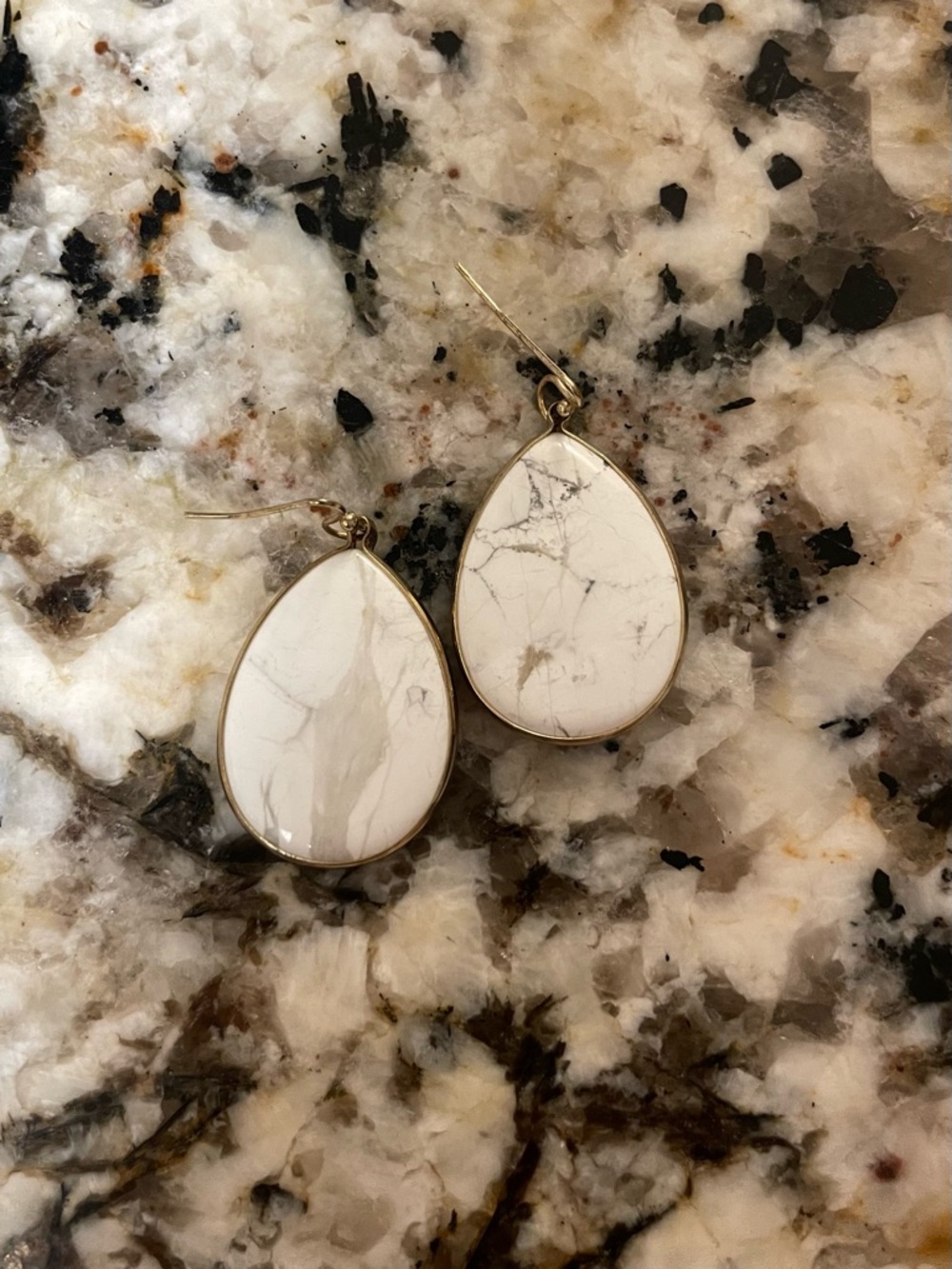 White Teardrop Stone Drop Earrings with Gold Detail